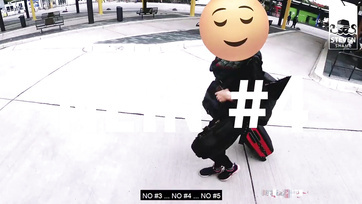 Szybko rozłożyła nogi dla agenta, który polował na nią na rogu ulicy z silikonowymi cyckami Thumb